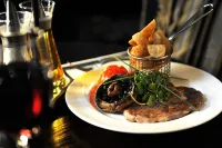 Peckforton Castle Hotel a Willington