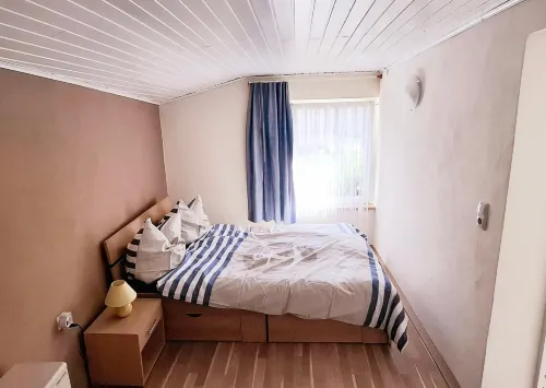 Romantic Retreat in Kropelin