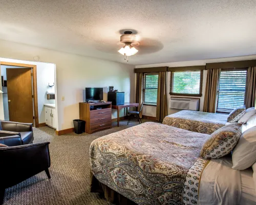 Forrest Hills Mountain Resort Hotels in Lumpkin County
