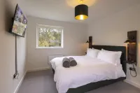 CH Apt 11 2Bed in Bath