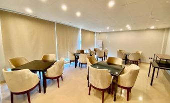 Grand Luxury Hotel Multan