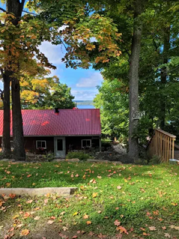 Red Lodge Resort 紅色小屋度假村