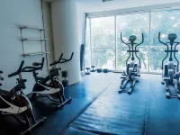 Best Deal Studio Apartment at High Point Serviced Wonocolo otelleri