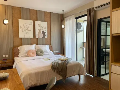 Stay.VIE Hotel Hotels in Tegalsari