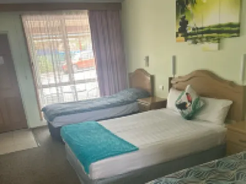 Acacia Rose Motor Inn Hotels in Barham