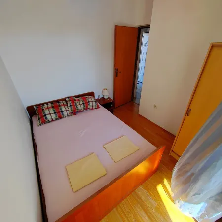 Close to Center Apartment Poly 2 D