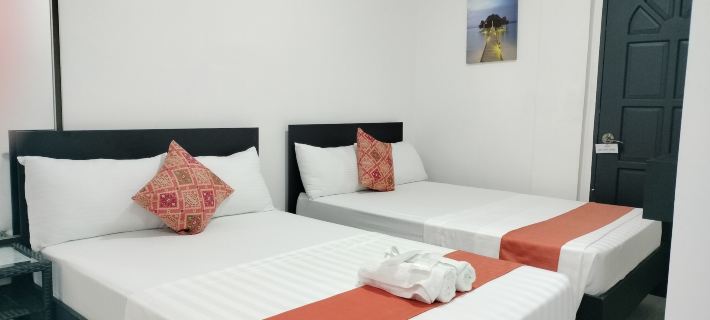 E & F Condotel Hotels in Kalibo