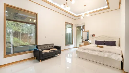 Gapyeong Namian Pool Villa Отели рядом с достопримечательностью «Jara Island»