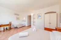 Hotel Villa Piras - balcony