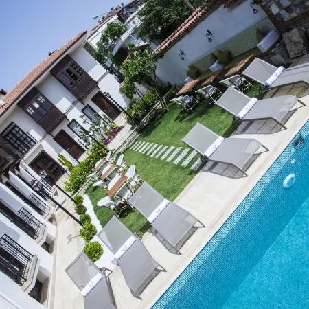 Livia Garden Hotel