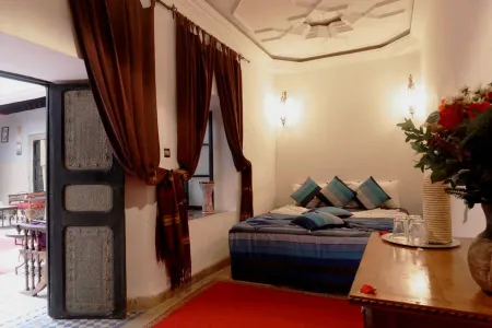 Riad Azalia