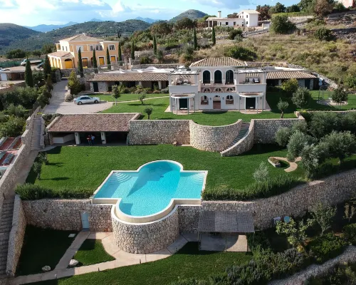 Collina Degli Ulivi B&B Hotels in Itri