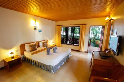 Rocky Point Resort Hôtels à : Thap Sakae