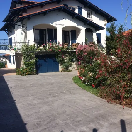 Villa Erresiñolettean