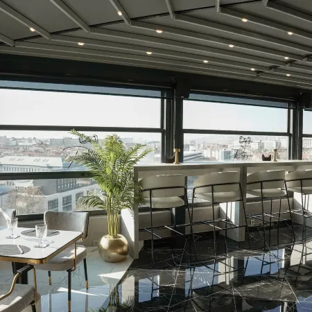 NEW PARK HOTEL