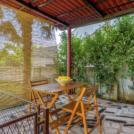 Holiday Home with Garden Located Near the Beach