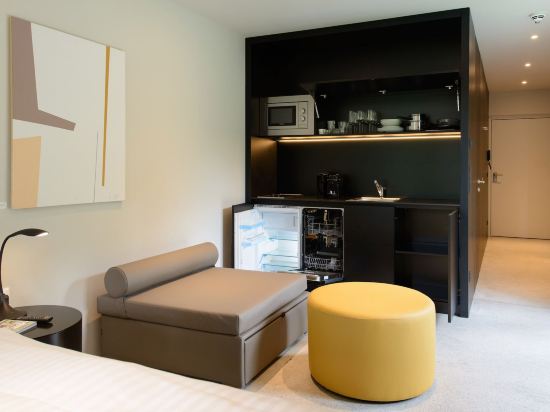 Blackhome Innsbruck City East I Contactless Check-IN