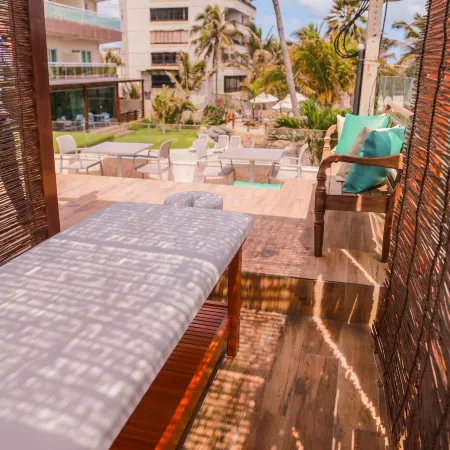 Crocobeach Hotel