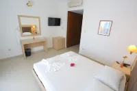 Hilltop Hotels in Pallini