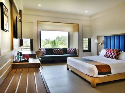 Purple Cloud Hotel