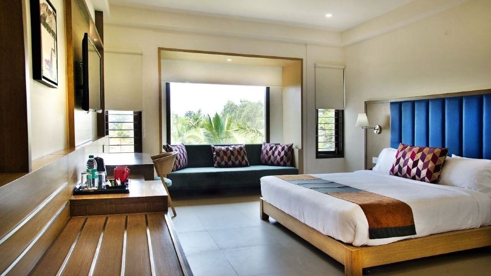 Purple Cloud Hotel