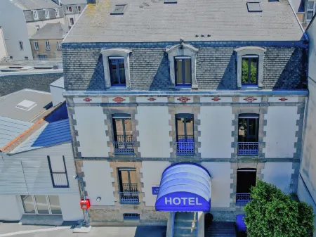 Hotel de La Gare Отели рядом со станцией GARE SNCF RAILWAY STATION