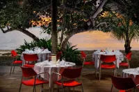 Idle Awhile Resort - breakfast