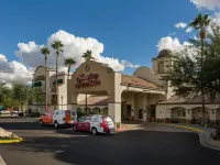 Hampton Inn & Suites Phoenix/Scottsdale Hotels near Desert View