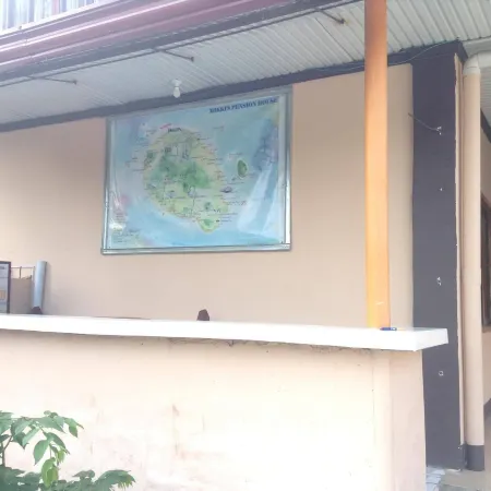Mikki's Tourist Inn