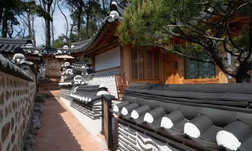 Donghae Hanok Donganjae