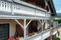 Pension Linder Hotels in Millstatt