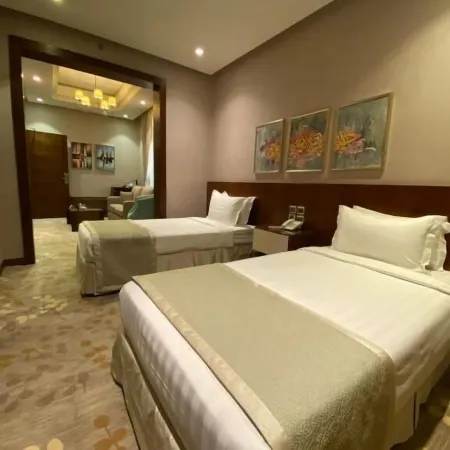 Palm Boutique Hotel Отели рядом с достопримечательностью «Торговый центр Aya»