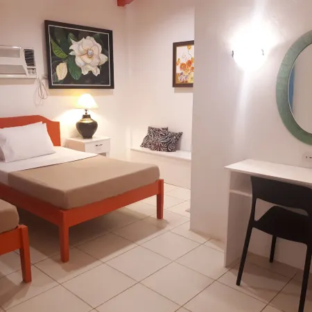 La Vida Hostel Samal Island
