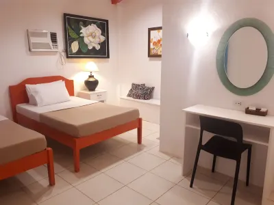 La Vida Hostel Samal Island Hotels near Samal Island