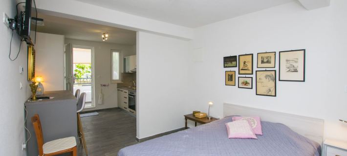 Apartment Roje Hotels in Primosten