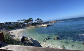 Monarch Valley Inn Marina at Monterey Bay