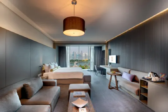 Hotel 72 Sharjah Waterfront Отели рядом с достопримечательностью «Аль-Маджаз набережной»