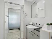 Blue Lagoon Resort Hotels in Trinity Beach