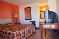 LoneStar Inn and Suites Hotels in Sherman