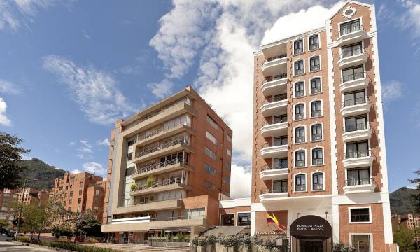 Hotel Rosales Plaza