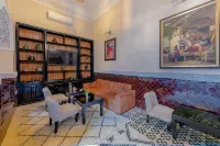 Riad Amina