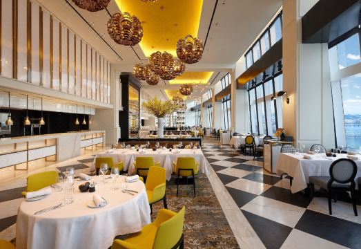 시그니엘 서울 객실 전신 욕조