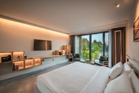 Warehouse by the Stay