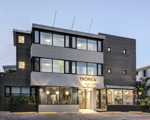 Trópica Beach Hotel Hotels near Barbosa Park
