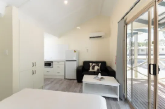 Highway 1 Holiday & Lifestyle Park