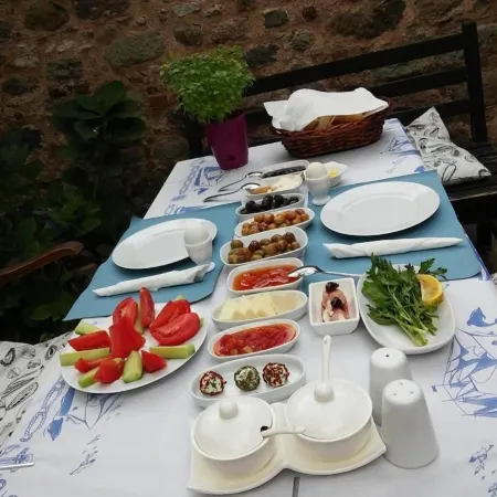 Aristonicus Boutique Hotel