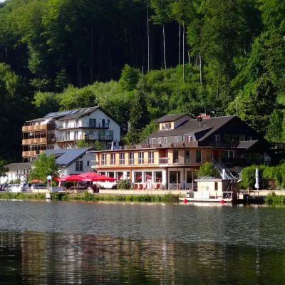 Hotel Roter Kater Hotels near Wesertor