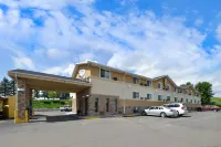 Super 8 by Wyndham Minot Airport Hotels near Minot State University