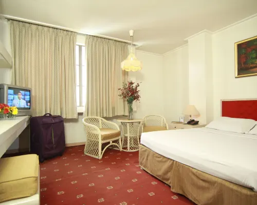 โรงแรมสุพรีม โรงแรมใกล้เบลล์เชิร์ช