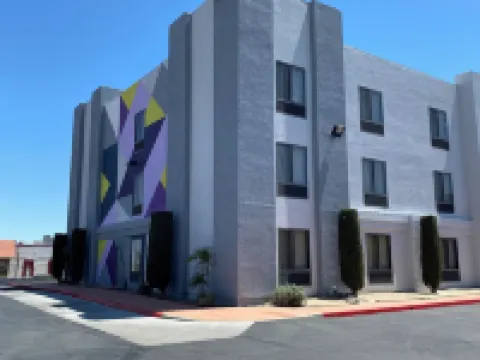 Spark by Hilton Yucca Valley Joshua Tree Hotels in Yucca Valley